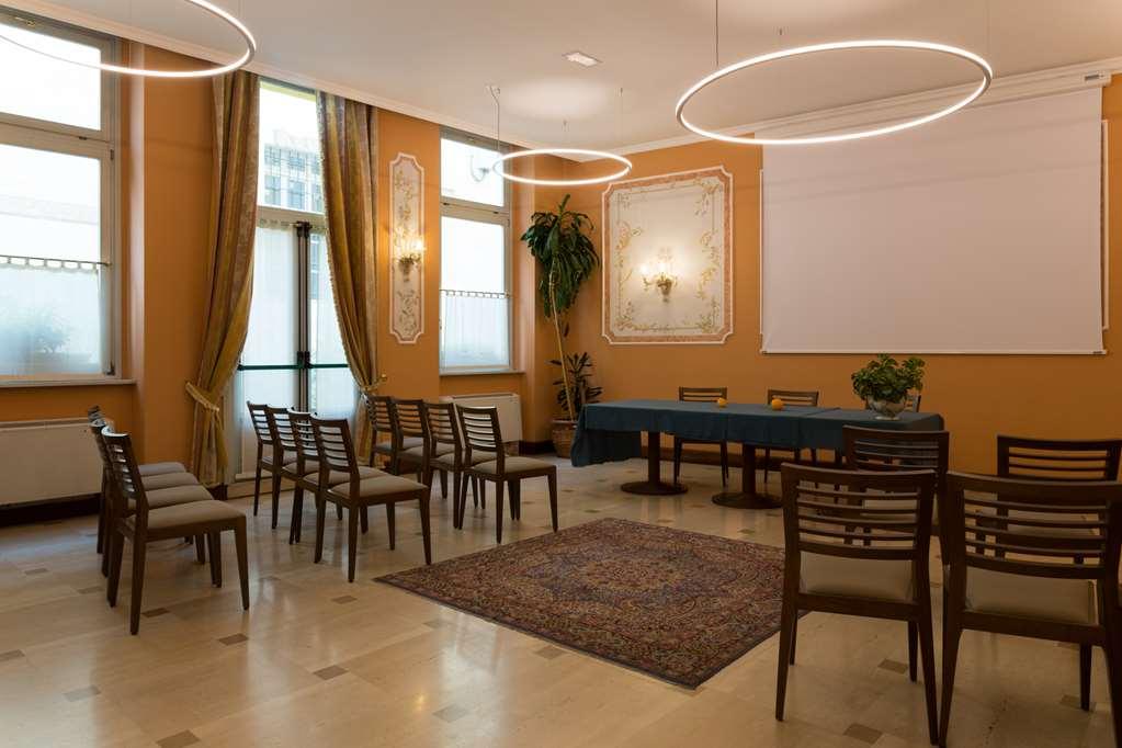 Hotel Palazzo Lovera Cuneo Facilidades foto