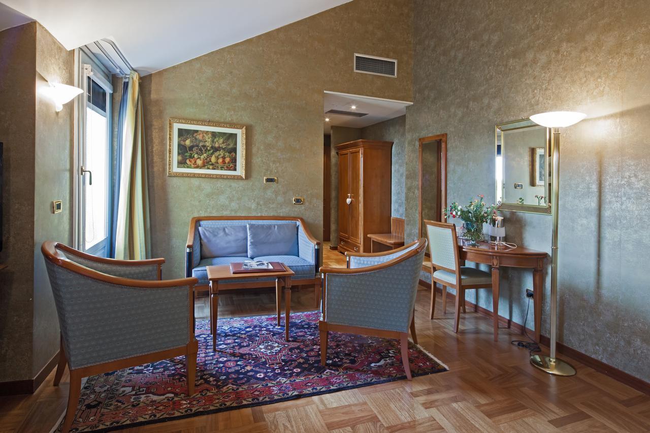 Hotel Palazzo Lovera Cuneo Exterior foto